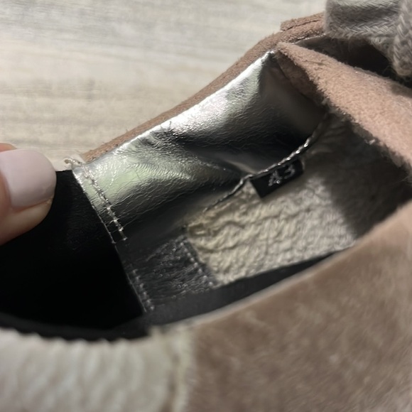 P448 John Sneakers Womens 43 US 12.5-13 Blush Pale Pink Suede Low Top Shoes - Picture 9 of 10